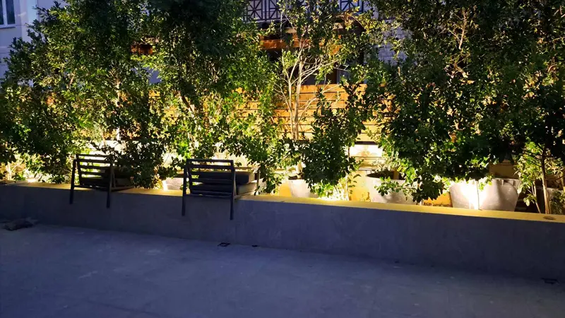 Ηλεκτρολογική εγκατάσταση και φωτισμός εξωτερικού χώρου στη Βάρκιζα